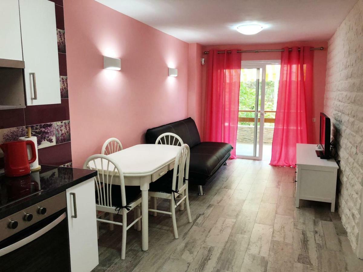 Lovely 1-Bedroom Apartment With A Big Terrace, Las Americas, Tenerife Arona  Exterior photo